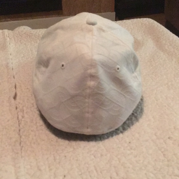 North Face Hat - Picture 2 of 2